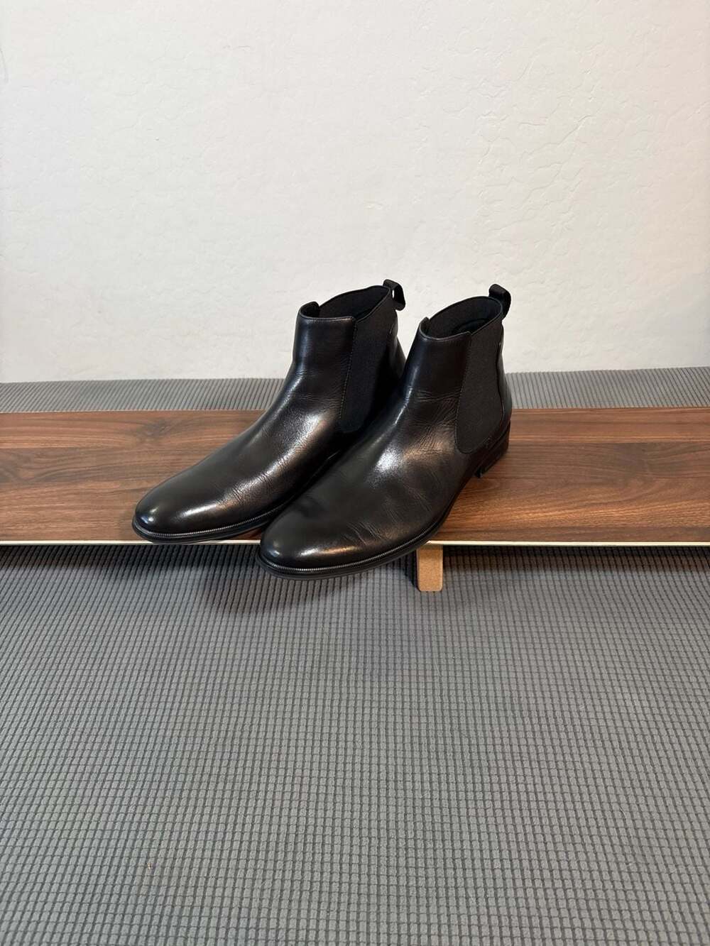 Kenneth Cole New York Men's Tully Leather Chelsea Boot